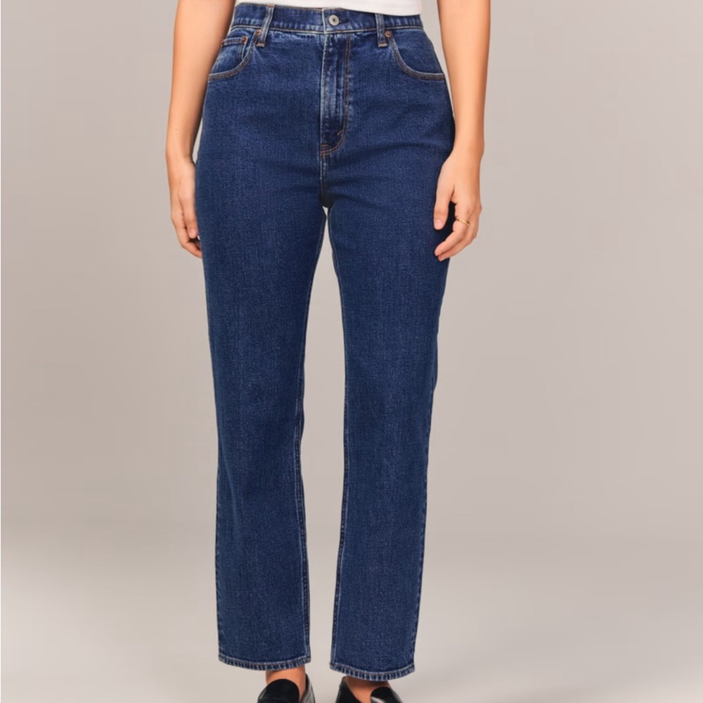 Abercrombie Ultra High Rise Ankle Straight 25 Regular Dark Wash NWOT Curve Love